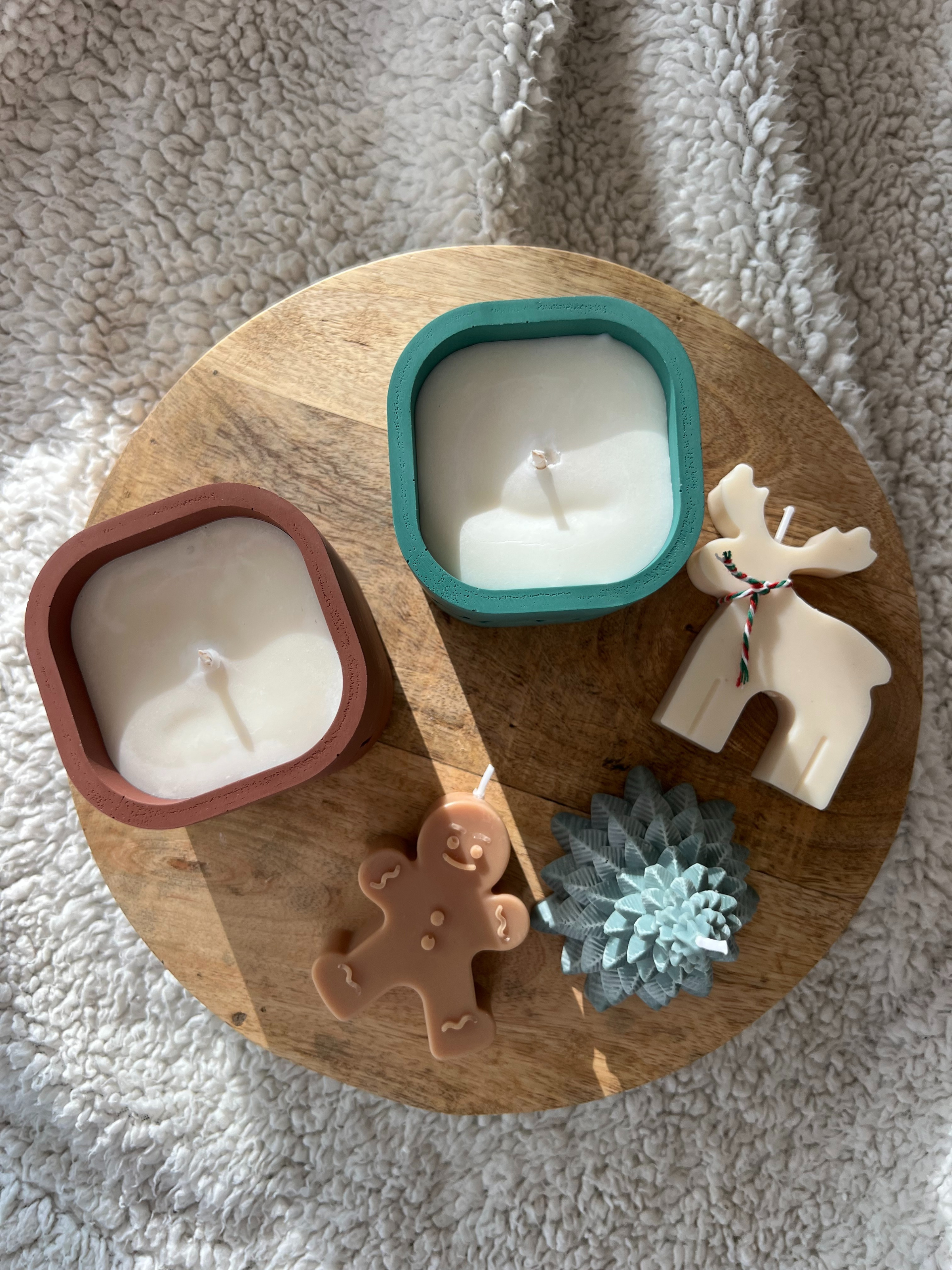 bougie sphere avec plateau jesmonite