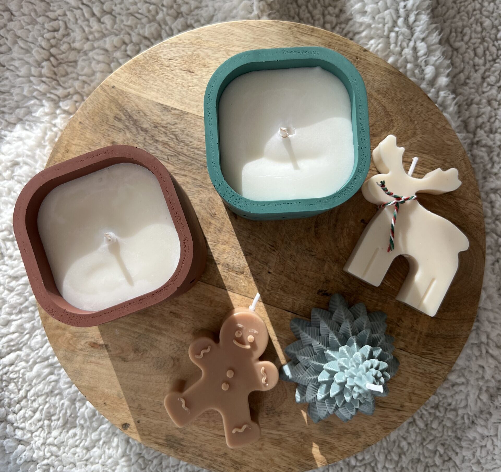 Bougies collection de Noel formes et pots Bougies collection de Noel formes et pots