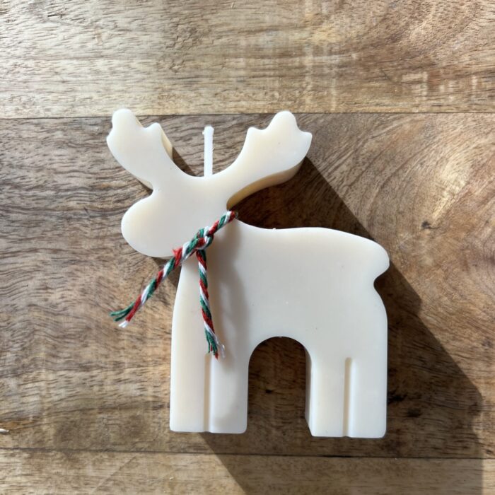 bougie en forme de cerf de noel
